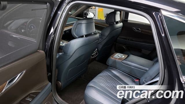 Genesis G80 (RG3) бензин 2.5 турбо AWD, 2021 11