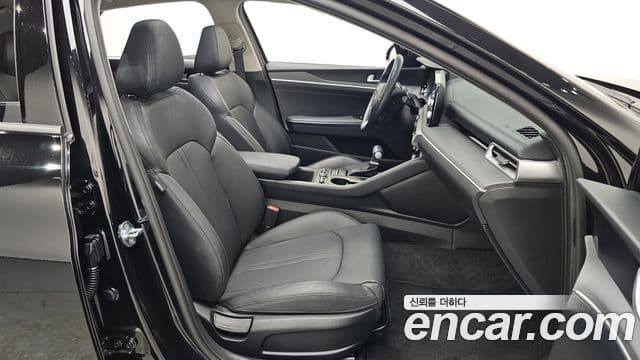 Kia K5 3세대 Standard, 2022 11