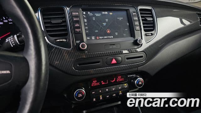 Kia The / новый New Carens Prestige, 2017 16