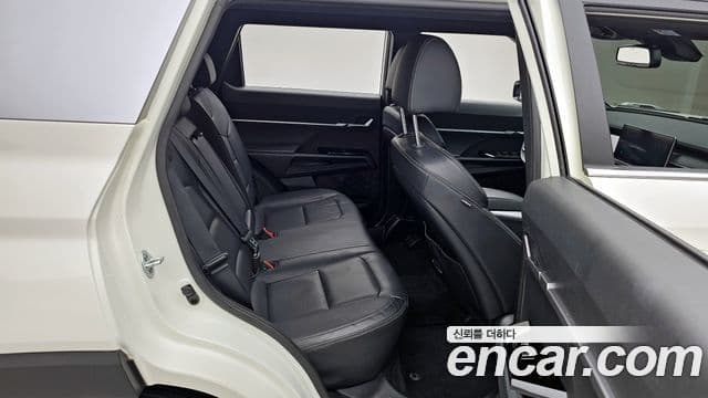 KG모빌리티(SsangYong) Torres T5, 2023 12