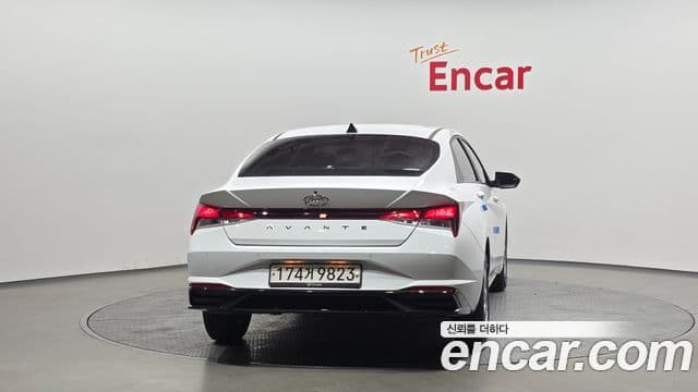 Hyundai Avante (CN7) Modern, 2021 4