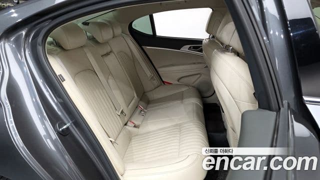 Genesis The / новый New G70, 2021 12