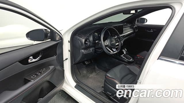 Kia The / новый New K3 2세대 Signature, 2024 12