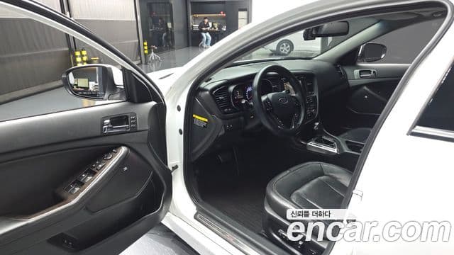 Kia K5 Noblesse, 2012 10