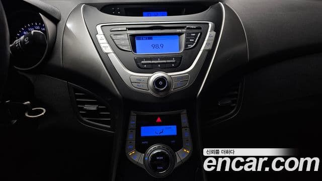 Hyundai Avante MD Luxury, 2011 15