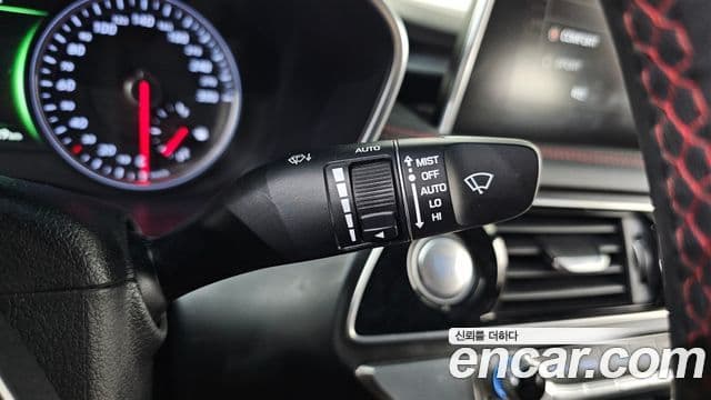 Genesis G70 Sport пакет, 2020 15