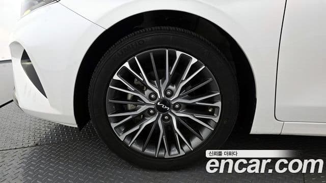 Kia The / новый New K3 2세대 Noblesse, 2022 все фото