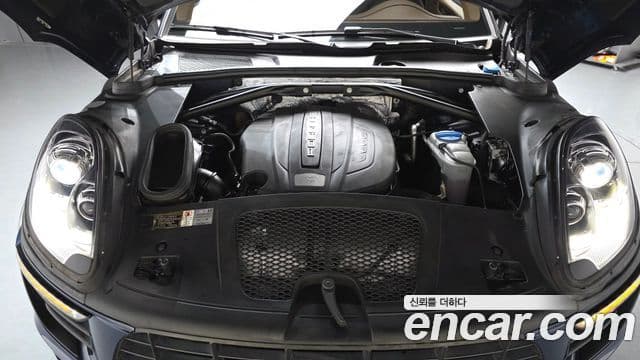 Porsche Macan 95B, 2015 6