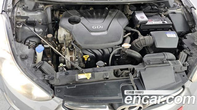 Hyundai Avante MD M16 GDI top, 2011 6