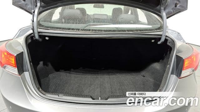 Hyundai Avante MD M16 GDI top, 2011 20