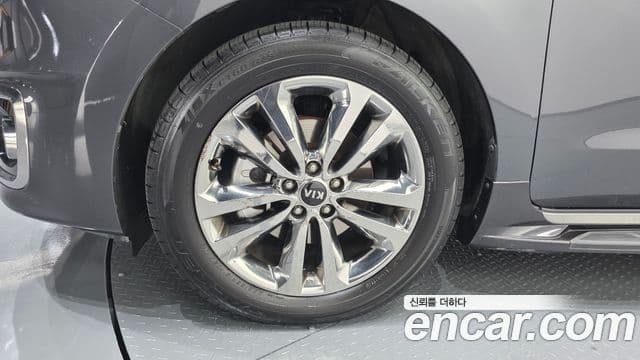 Kia All New Carnival Noblesse, 2015 все фото