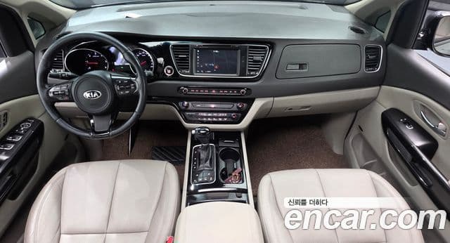 Kia All New Carnival Noblesse, 2015 7