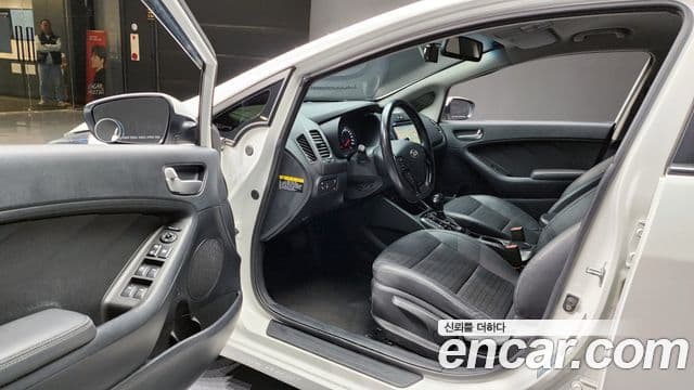 Kia The / новый New K3 Style, 2017 11