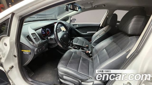 Kia The / новый New K3 Style, 2017 13