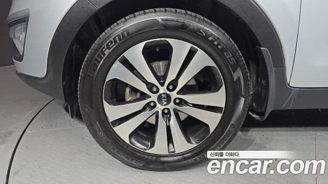 Kia Sportage R топовая версия, 2013 15