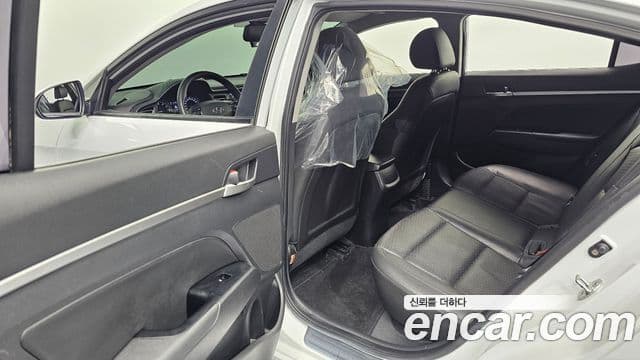 Hyundai The / новый New Avante AD Style, 2019 11