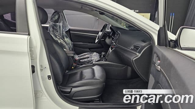 Hyundai The / новый New Avante AD Style, 2019 12