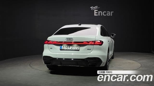 Audi A5 (B10) 45 TFSI Quattro S Line, 2025 4