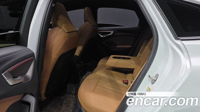 Audi A5 (B10) 45 TFSI Quattro S Line, 2025 11