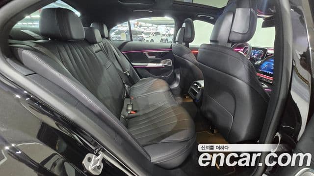 Mercedes-Benz E-класс W214 AMG Line, 2025 20