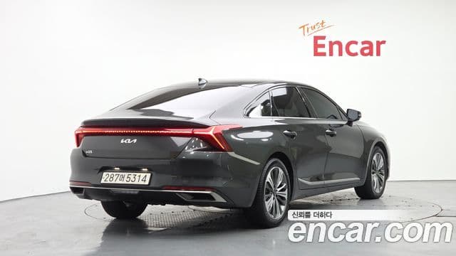 Kia K8 Signature, 2022 2