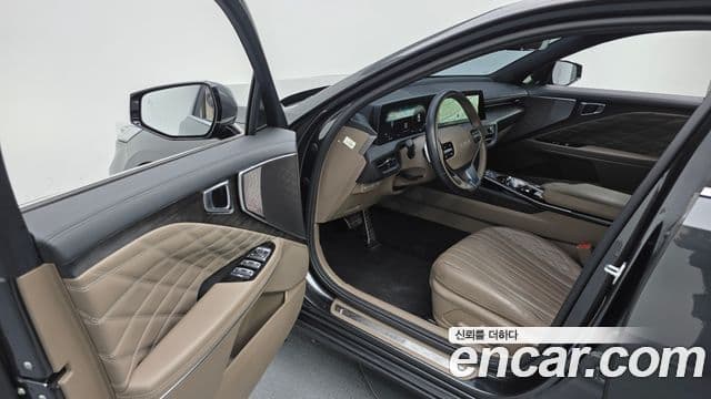 Kia K8 Signature, 2022 10