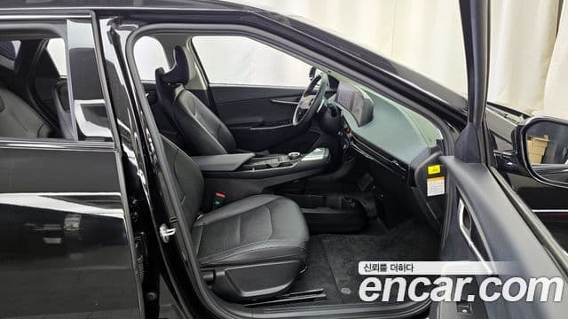 Kia EV6 Air, 2022 11