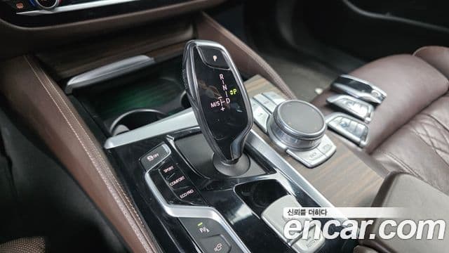 BMW 5시리즈 (G30) 530i xDrive M Sport Plus, 2017 9