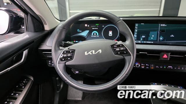 Kia EV6 Air, 2023 13