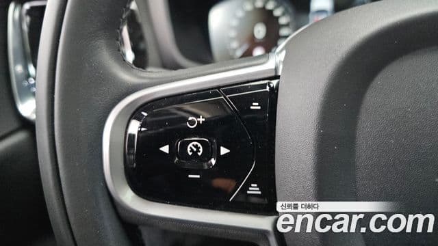 Volvo S60 3세대 T5 Momentum, 2020 18