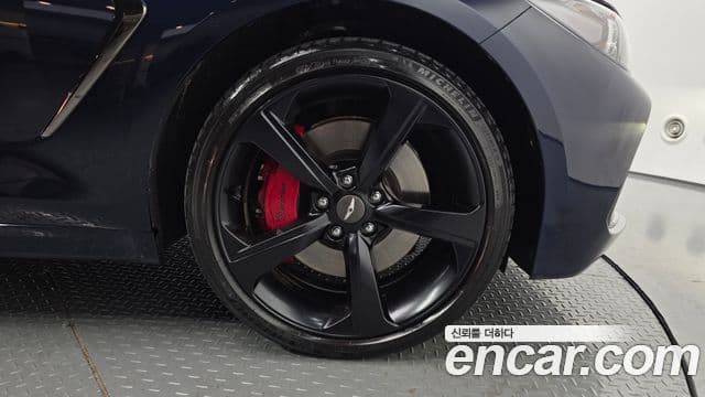 Genesis G70 Prestige, 2019 все фото