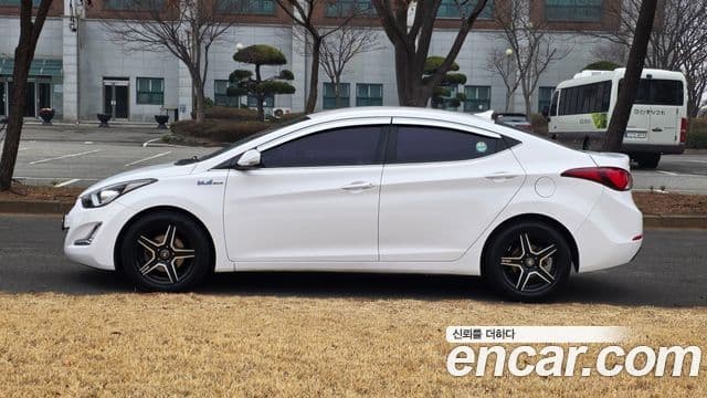 Hyundai The / новый New Avante 빌트인캠2 — базовая версия - Built-in Cam 2, 2015 8