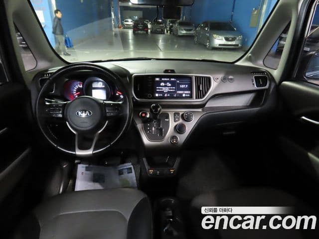 Kia The / новый New Ray Signature, 2021 все фото