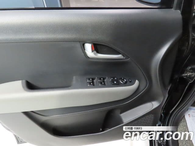 Kia The / новый New Ray Signature, 2021 14