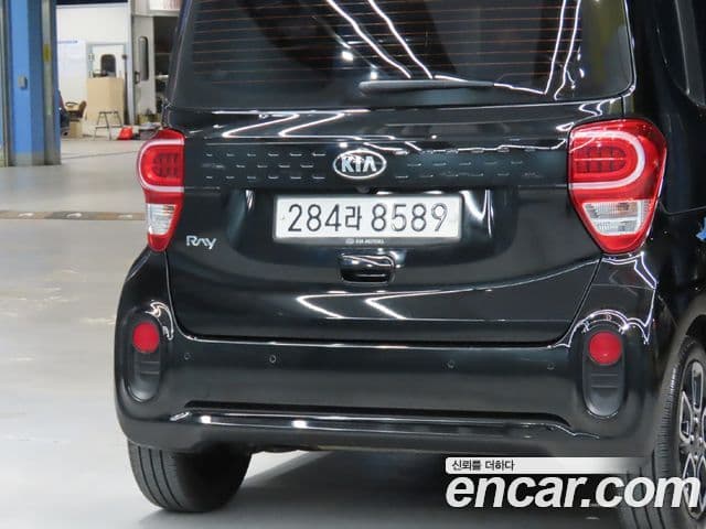 Kia The / новый New Ray Signature, 2021 17