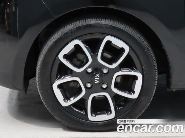 Kia The / новый New Ray Signature, 2021 20