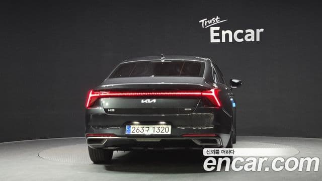 Kia K8 гибрид Signature, 2022 4