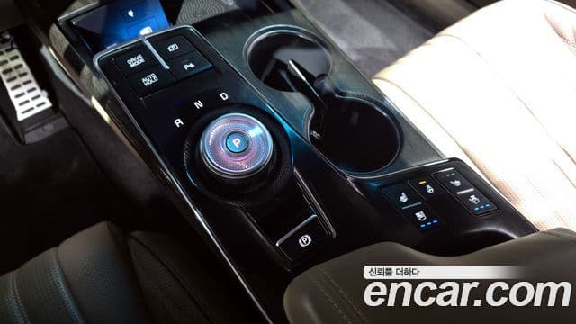 Kia K8 гибрид Signature, 2022 9