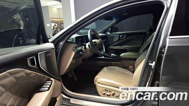 Kia K8 гибрид Signature, 2022 10