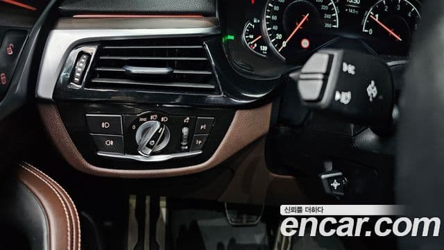 BMW 5시리즈 (G30) 530i xDrive M Sport Plus, 2018 18