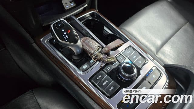 Hyundai Equus(новый кузов / новое поколение) Premium, 2015 9