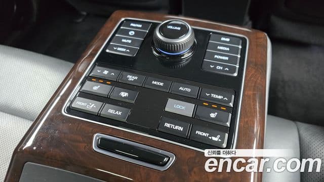 Hyundai Equus(новый кузов / новое поколение) Premium, 2015 19