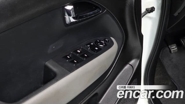 Kia The / новый New Ray Signature, 2022 17