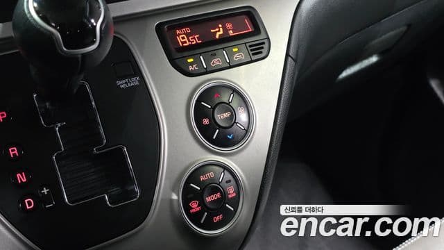 Kia The / новый New Ray Signature, 2022 19