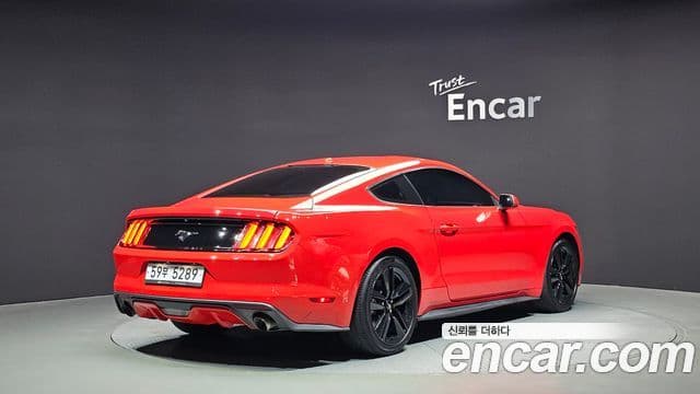 Ford Mustang купе, 2017 2