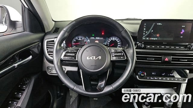 Kia Seltos Signature, 2023 13