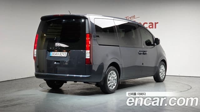 Hyundai Staria Modern, 2024 2