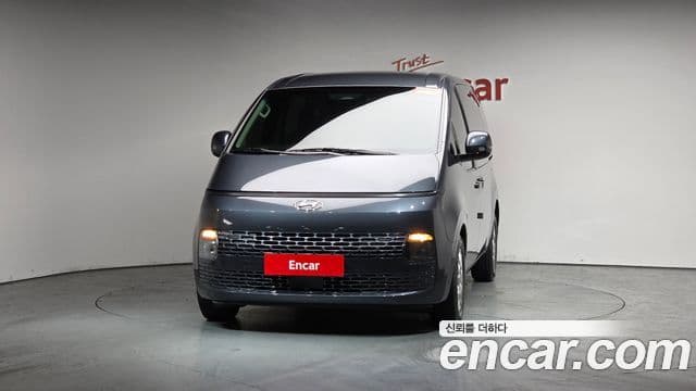 Hyundai Staria Modern, 2024 3