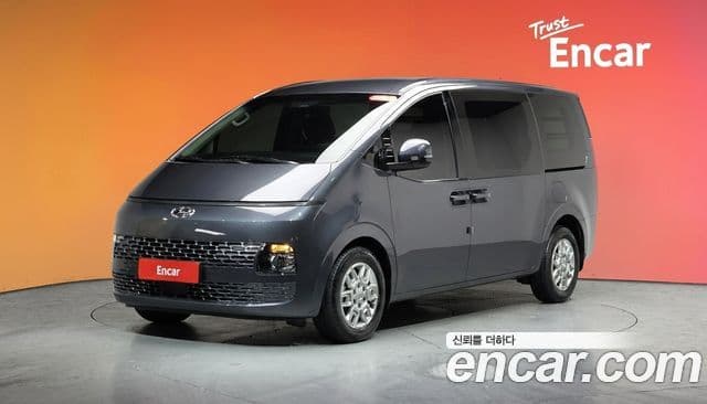 Hyundai Staria Modern, 2024 1