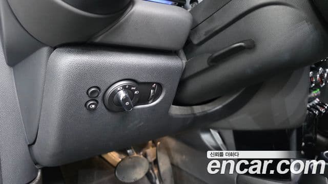 Mini Cooper 3세대, 2022 14